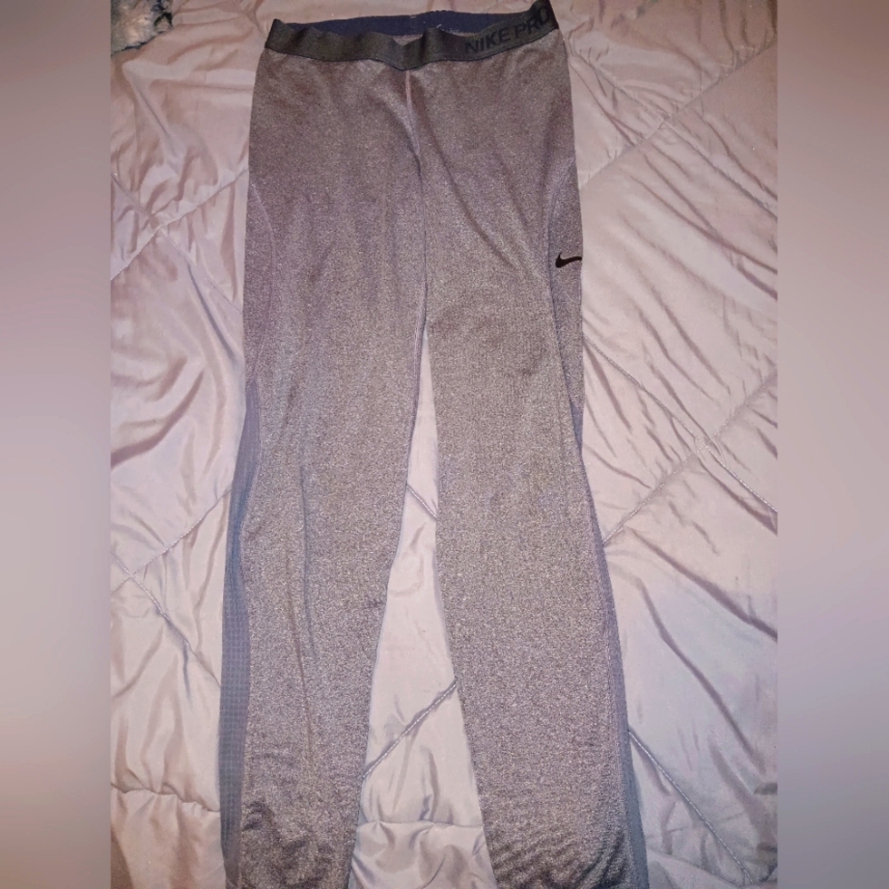 Women's Nike Pro Leggings